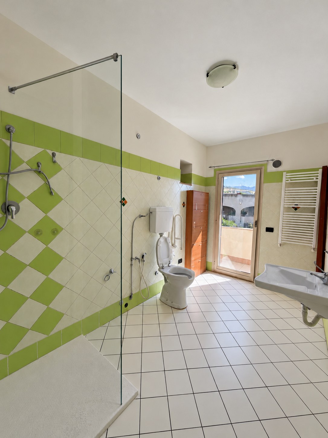 Modello indicativo: Bagno accessibile · modello indicativo